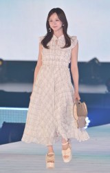wRakuten GirlsAward 2025 SPRING/SUMMERxɏoX (C)ORICON NewS inc. 