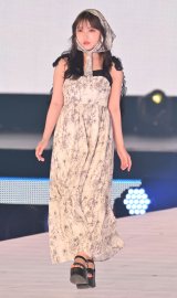 wRakuten GirlsAward 2025 SPRING/SUMMERxɏo^cS (C)ORICON NewS inc. 