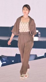 wRakuten GirlsAward 2025 SPRING/SUMMERxɏoጎC (C)ORICON NewS inc. 