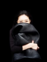 中森明菜、トリビュート・コンサートにサプライズ登場　豪華アーティストと43回目のデビュー日を盛大に 