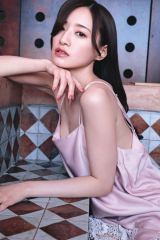 乃木坂46 生写真 中田花奈 元乃木坂46でプロ雀士の中田花奈、5年ぶり写真集の表紙を公開