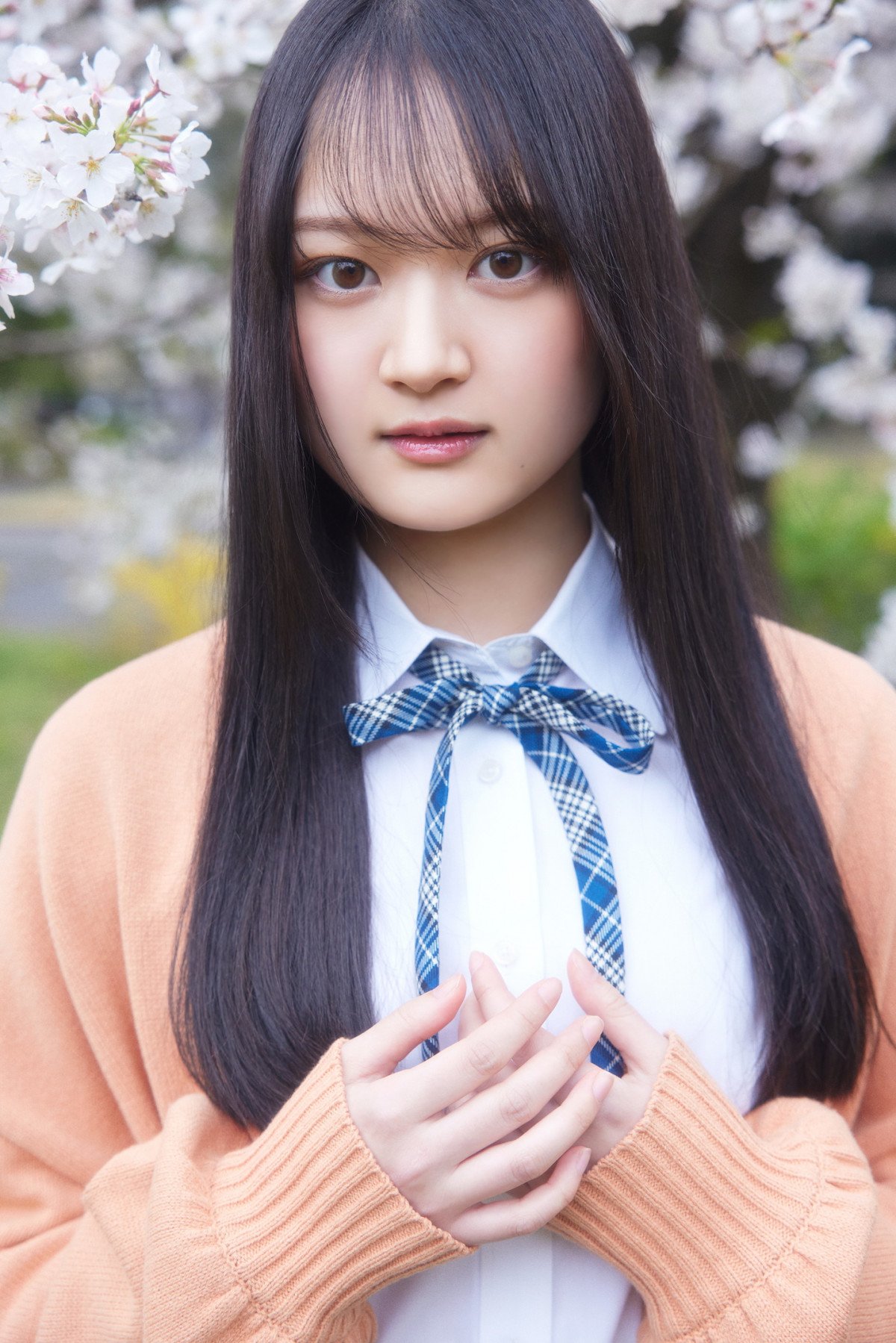 櫻坂46 四期生お披露目衣装 目黒陽色 櫻坂46新メンバー“四期生”目黒陽色、手書きプロフィール＆撮り