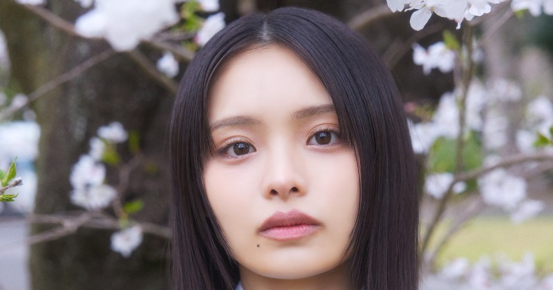 浅井恋乃未 櫻坂46 四期生お披露目制服 生写真 直筆 サイン ヒキ r*読様 浅井恋乃未 櫻坂46 四期生お披露目制服 生写真 直筆