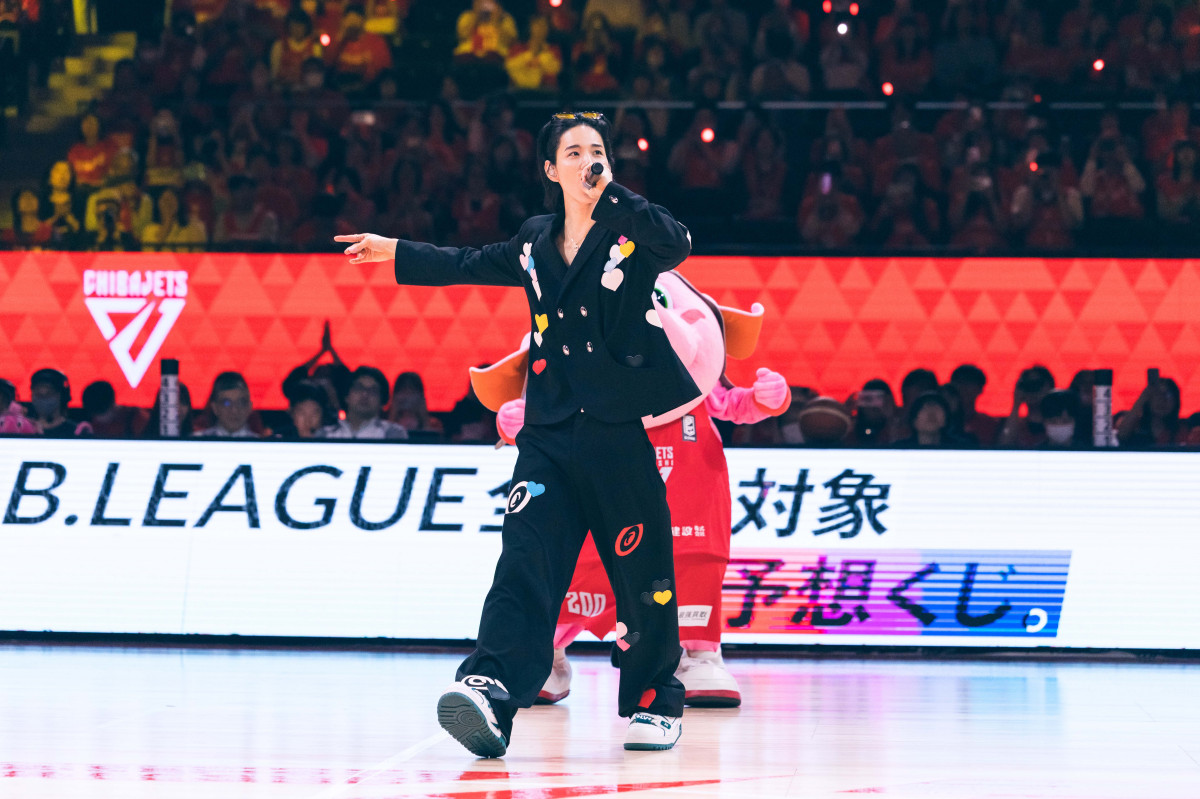 JO1・佐藤景瑚、B.LEAGUEイベントにサプライズ登場 超満員アリーナでも