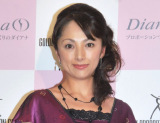櫻井淳子、セーラー服姿“娘”と肩寄せ合い「素敵な親子ショットいただきました」 