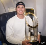 @ŃgtB[ɖʂ̏΂݂𕂂ׂJĕ(ʐ^̓hW[X̌X:@Dodgers) 