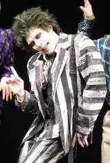 wr[gW[Xx͂ݎނɏoȂSixTONESEWFV[(C)ORICON NewS inc. 