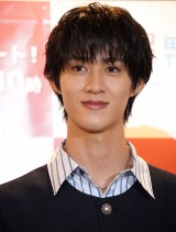 w̉jqɂȂ܂Bx씭\L҉ɏoȂM!LKE]w (C)ORICON NewS inc. 