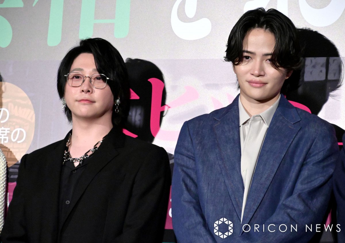 映画『#真相をお話しします』大ヒット御礼舞台あいさつに登壇した（左から）大森元貴、菊池風磨 （C）ORICON NewS inc. 