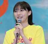 ����w�t���K�[��-dance for smile�]�x�m�Ï���J�E������މ�ɓo�ꂵ���؍��肠 �iC�jORICON NewS inc. 