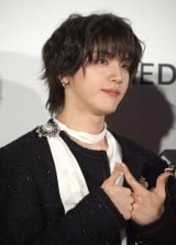 【KCON JAPAN】アリーナツアー中のINI、レッドカーペット登場　高塚大夢がかわいいジェスチャー披露 