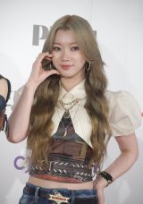 KCON JAPAN】IS:SUE、美スタイル披露 思い出のステージに