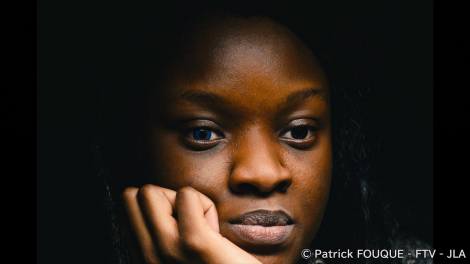 �C�O�h���}�w�A�X�g���b�h�ƃ��t�@�G���@�����W�̎����^�x�V�[�Y��5�A��6���� �iC�jCaroline DUBOIS - ALP - FRANCE TELEVISIONS 