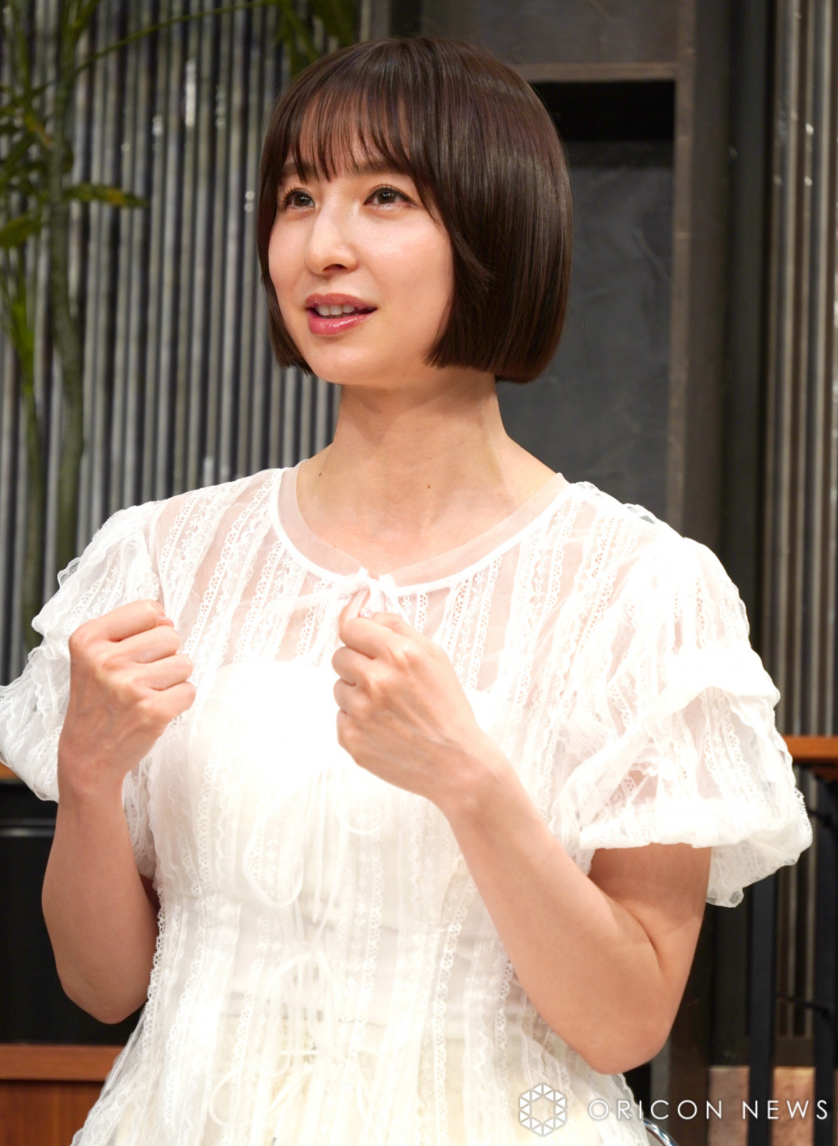 元AKB48・篠田麻里子、”後輩”にエール「お母さん目線になっちゃう