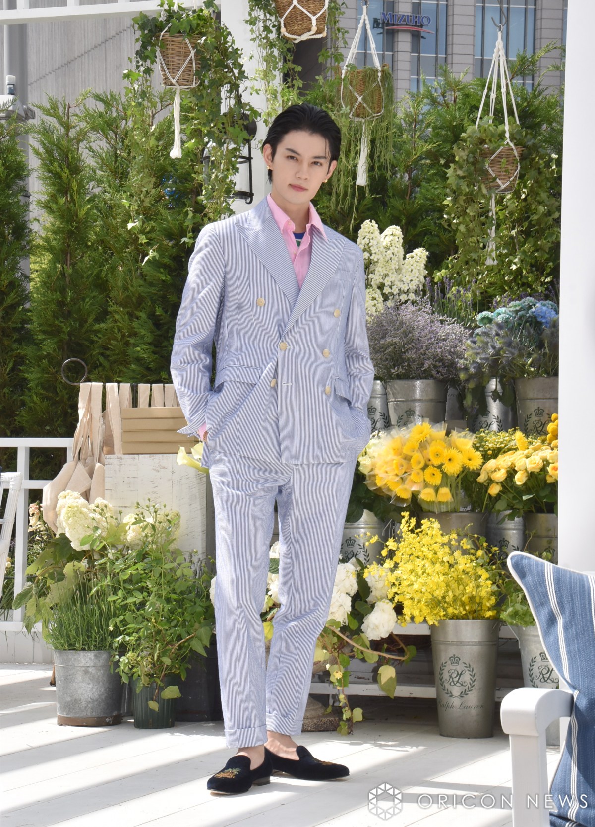 2025新作⭐︎芸能人着用⭐︎新品未使用⭐︎ラルフローレン⭐︎ストライプドリネン シャツ Ralph Lauren】佐野勇斗、大人っぽいタイトめルックで登場 「キレイな