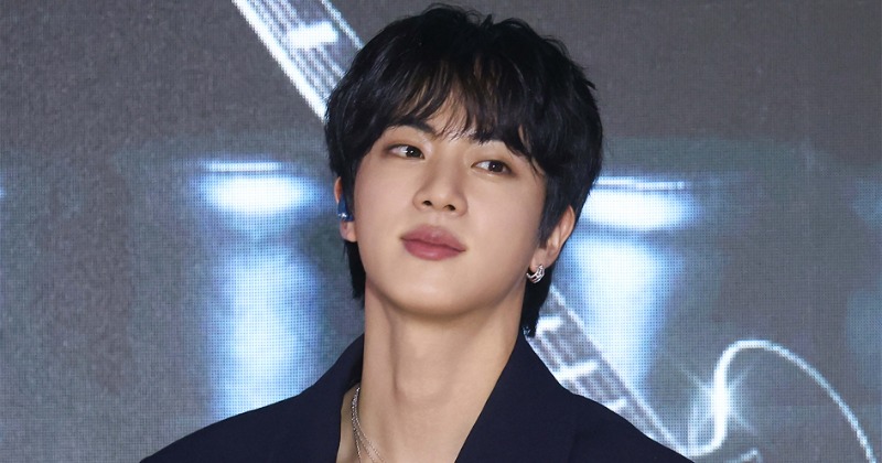 BTS・JIN、新曲ステージ初披露 リクエストに応えて“神対応