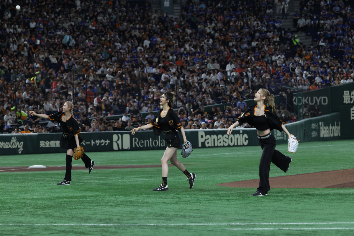 uwBLACK DIAMOND SERIES2025xl-vɓoꂵIS:SUE(C)YOMIURI GIANTS 