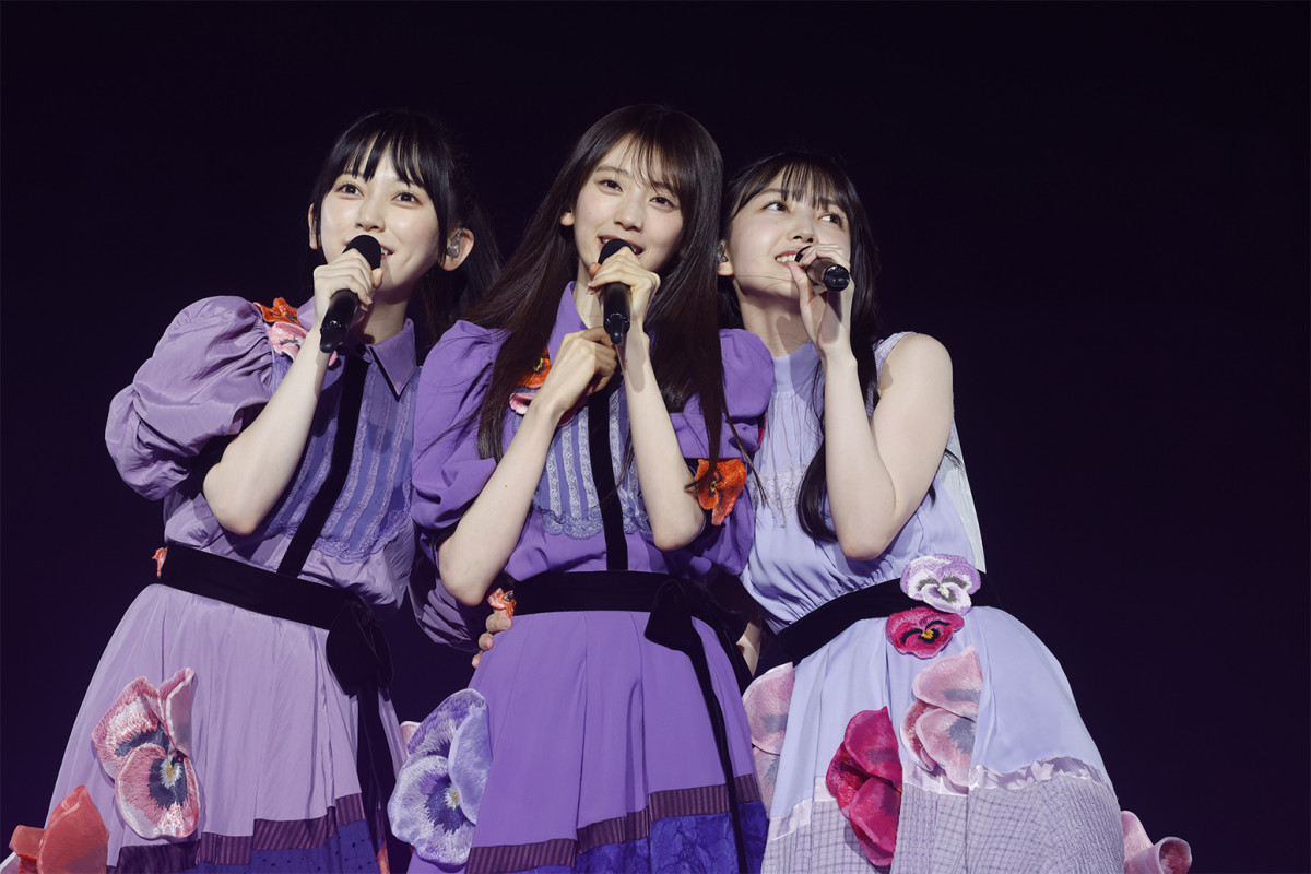 乃木坂46 久保史緒里 ペンライトアクリルキーホルダー 13バスラ
