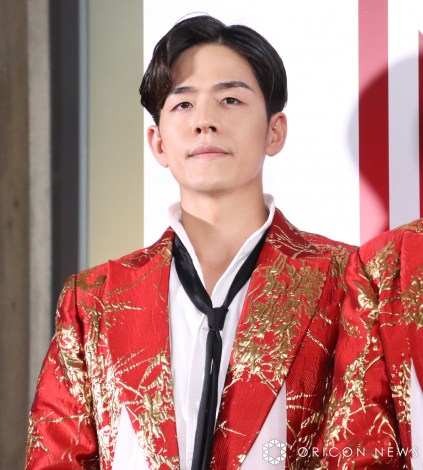 画像・写真 | 【MAJ2025】MATSURI鈴木渉、レッドカーペットで華麗な