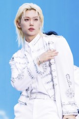 Stray KidsA̓{X^WA@4Ԃ22luSTAYĎxĂꂽ炱Ałv 