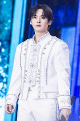 wStray kids World TourxÉGRpX^WAJÂStray kidsEm Be:cYʐ^ 