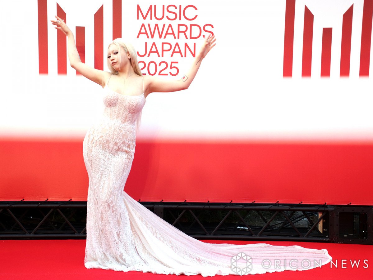 画像・写真 | 【MAJ】”出産から約半年”ちゃんみな、胸元あいた大胆