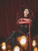 �X�삫�悵+KIINA. 