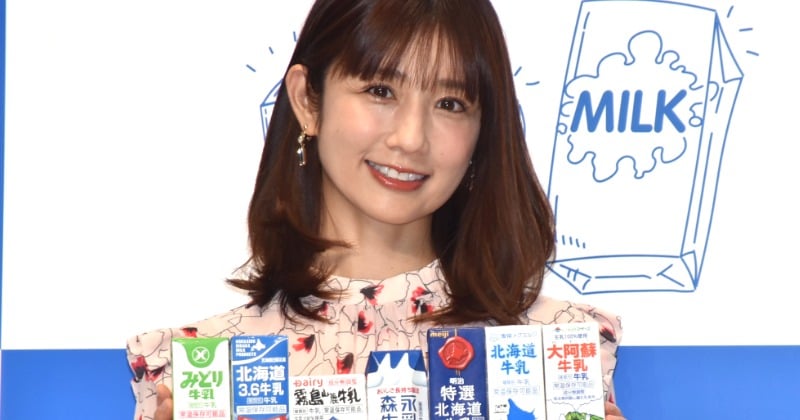 小倉優子、ピンクのロング丈ワンピース カフェラテは1日2杯まで「カフェインを摂りすぎちゃうと夜に眠れなくなる」
