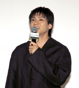 �w�؂̏�̌R���x������I���ʉ�ɓo�d�����R�c�T�M�iC�jORICON NewS inc. 