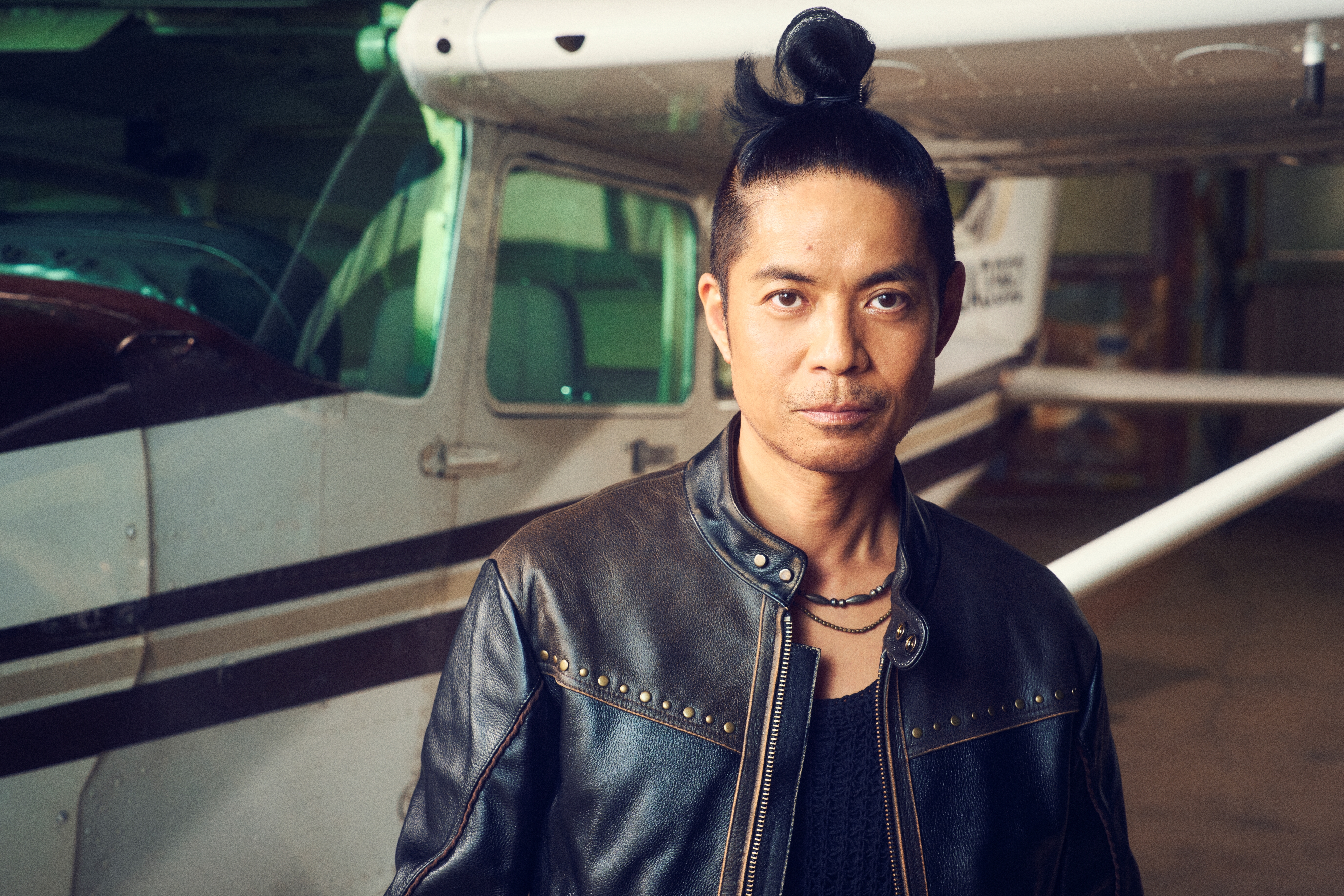 ジャケットはこれまでにないインパクトに!? 久保田利伸、新曲＆40周年