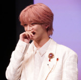 �f��w�N���g�N�x�c�x�̊�����I���ʉ�ɓo�d����MAZZEL�ENAOYA (C)ORICON NewS inc. 