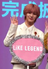 �f��w�N���g�N�x�c�x�̊�����I���ʉ�ɓo�d����MAZZEL�ENAOYA (C)ORICON NewS inc. 