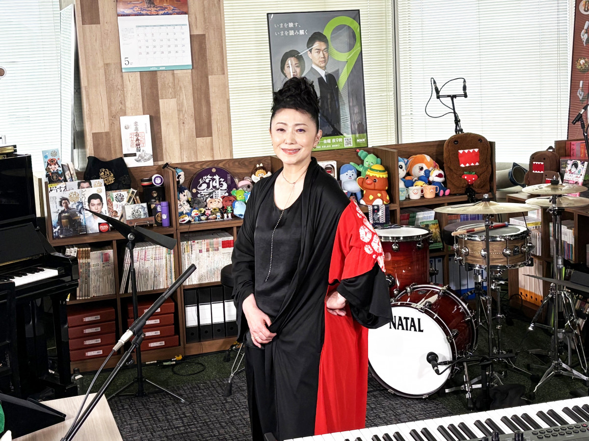 オフィスに響く「津軽海峡・冬景色」…演歌の女王・石川さゆり『tiny