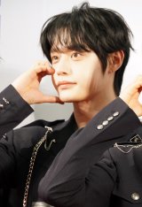 wASIA STAR ENTERTAINER AWARDS 2025xbhJ[ybgɓoꂵZEROBASEONEELEWE (C)ORICON NewS inc. 