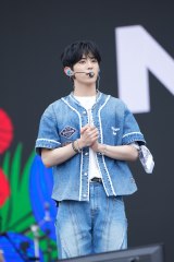 �w2025 Weverse Con Festival�x�uWeverse Park Day�v1���ڂɓo�ꂵ��NOWADAYS�EHYEONBIN(C)2025 Weverse Con Festival 