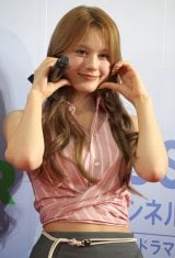 wASIA STAR ENTERTAINER AWARDS 2025 Presented by ZOZOTOWNxbhJ[ybgɓoꂵNiziUENINA (C)ORICON NewS inc. 