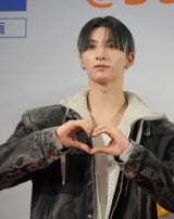 wASIA STAR ENTERTAINER AWARDS 2025 Presented by ZOZOTOWNxbhJ[ybgɓoꂵNEXZ(C)ORICON NewS inc. 