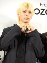wASIA STAR ENTERTAINER AWARDS 2025 Presented by ZOZOTOWNxbhJ[ybgɓoꂵNEXZ(C)ORICON NewS inc. 