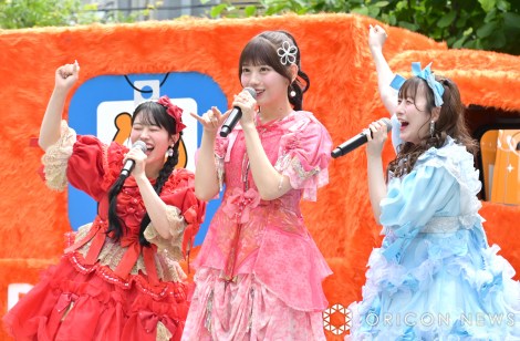 �w�|���|�����������g���b�N�L�����o�� �o�����x�ɏo�Ȃ����i������j���숤�ԁA���΂܂�݁A�R����� �iC�jORICON NewS inc. 