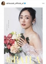 ��؈����A�E�G�f�B���O�h���X�p�����J�u����ɃL���������Ă�˂��v�u�܏o�Ă����v 