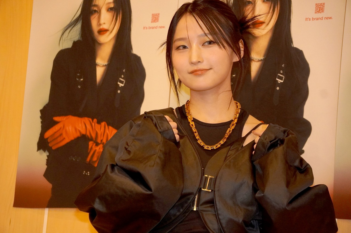 M　海外古着【モー娘。OG鞘師里保さんファンに◎】BROADWAY DANCE CENTER ブロードウエイ・ダンス・センター トレーナー｜S（日本サイズ：M-L）US古着 今、私は歌って踊ってる」鞘師里保1stツアーが開幕、中野サン