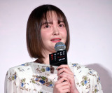 �f��w�ݕӘI���͓����Ȃ� �������x��q�b�g��畑�䂠�����ɓo�ꂵ���ʏ�e�B�i (C)ORICON NewS inc. 