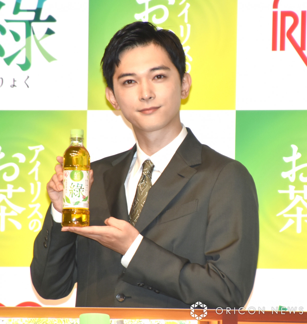 非売品】吉沢亮主演、国宝エキストラ参加記念品 傘吸水ポーチ