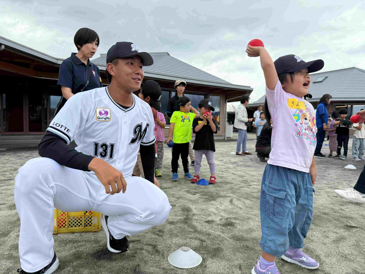 動*園様 Lollapalooza 2025 藤井風　Tシャツ　Sサイズ Lollapalooza 2025 藤井風 Tシャツ Sサイズ Lollapalooza 2025