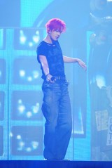 �wWeverse con Festival�x���wWeverse con�x1���ڂɓo�ꂵ��ENHYPEN�EHEESEUNG(C)2025 Weverse Con Festival 