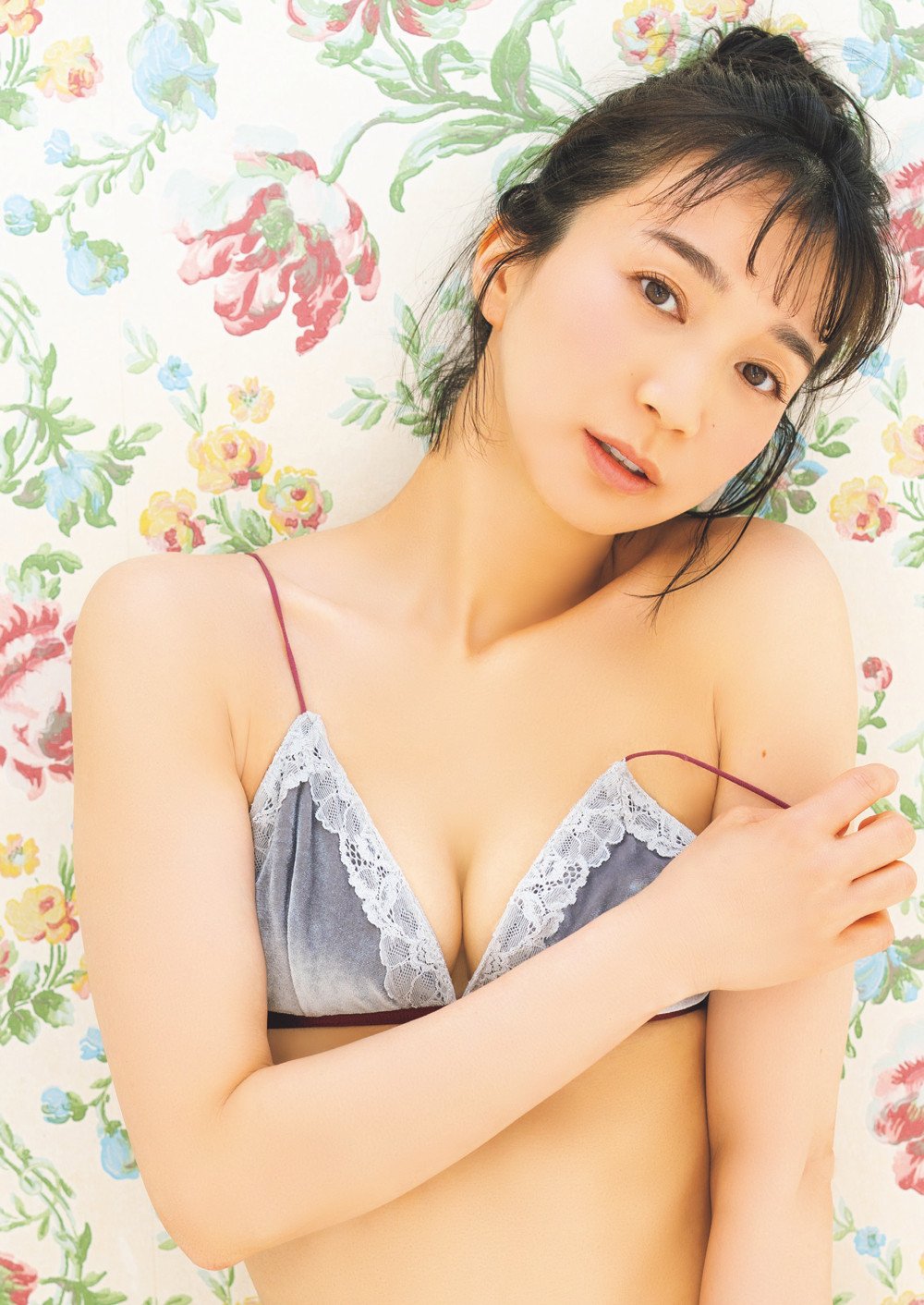 芹那　エロ画像 芹那、ピンクランジェリー姿で色気炸裂「美しい身体美」「綺麗すぎる」「セクシー」 | ORICON NEWS