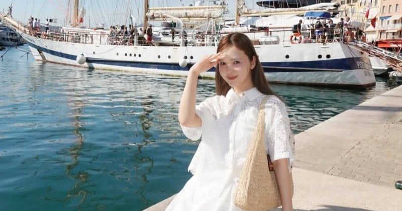 藤田ニコル、美脚まぶしいホワイトコーデでフランス旅を満喫「透明感すごーーーーーー!」「爽やかニコルぅ最強かよ」