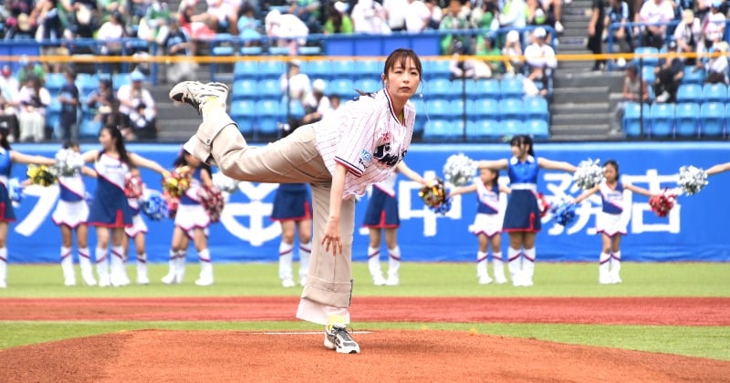 宇垣美里、見事な“ノーバン”で球場沸かせる「とにかくノーバンで届けたいって気持ちが強かったので…」