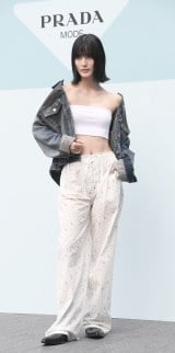 �wPRADA MODE ���x�t�H�g�R�[���ɓo�ꂵ�����{�� (C)ORICON NewS inc. 