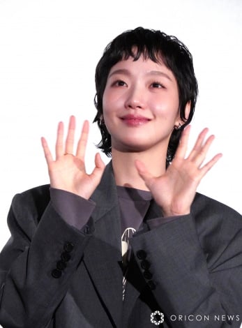 �w���u�E�C���E�U�E�r�b�O�V�e�B�x���䂠�����t����f��ɏo�Ȃ����L���E�S�E�� �iC�jORICON NewS inc. 